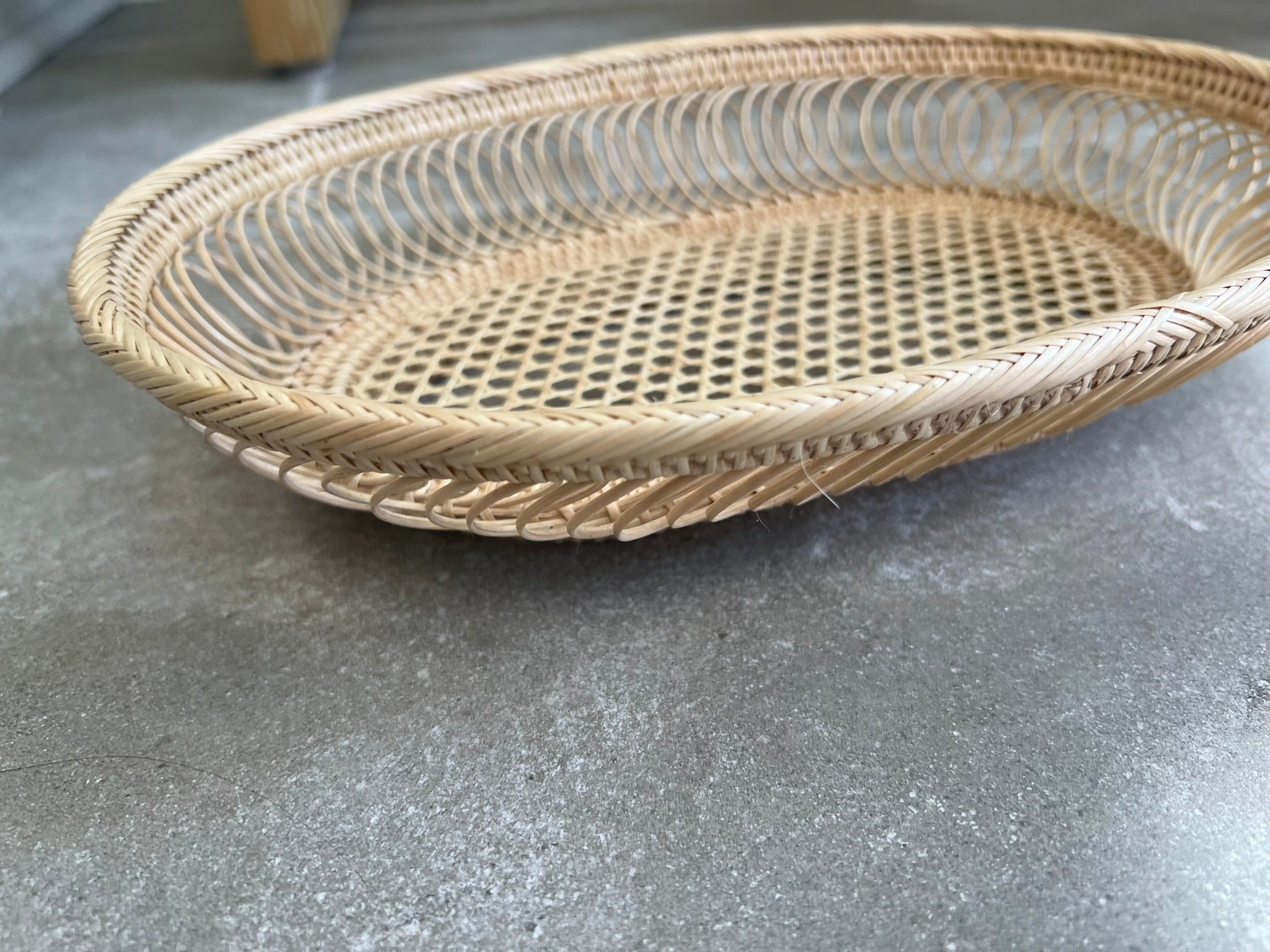 Small Oval Tray Web & Spiral Weave